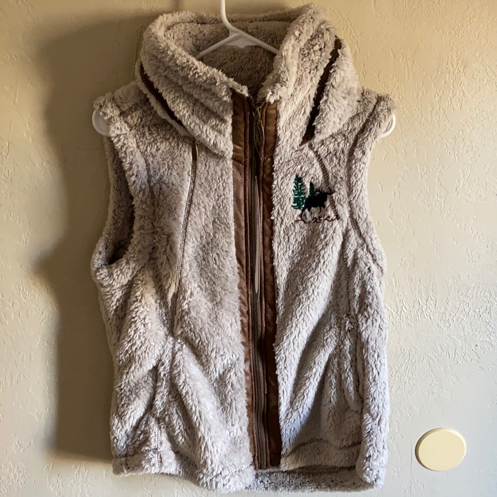 I5 large winter vest Alaska logo, with tags.